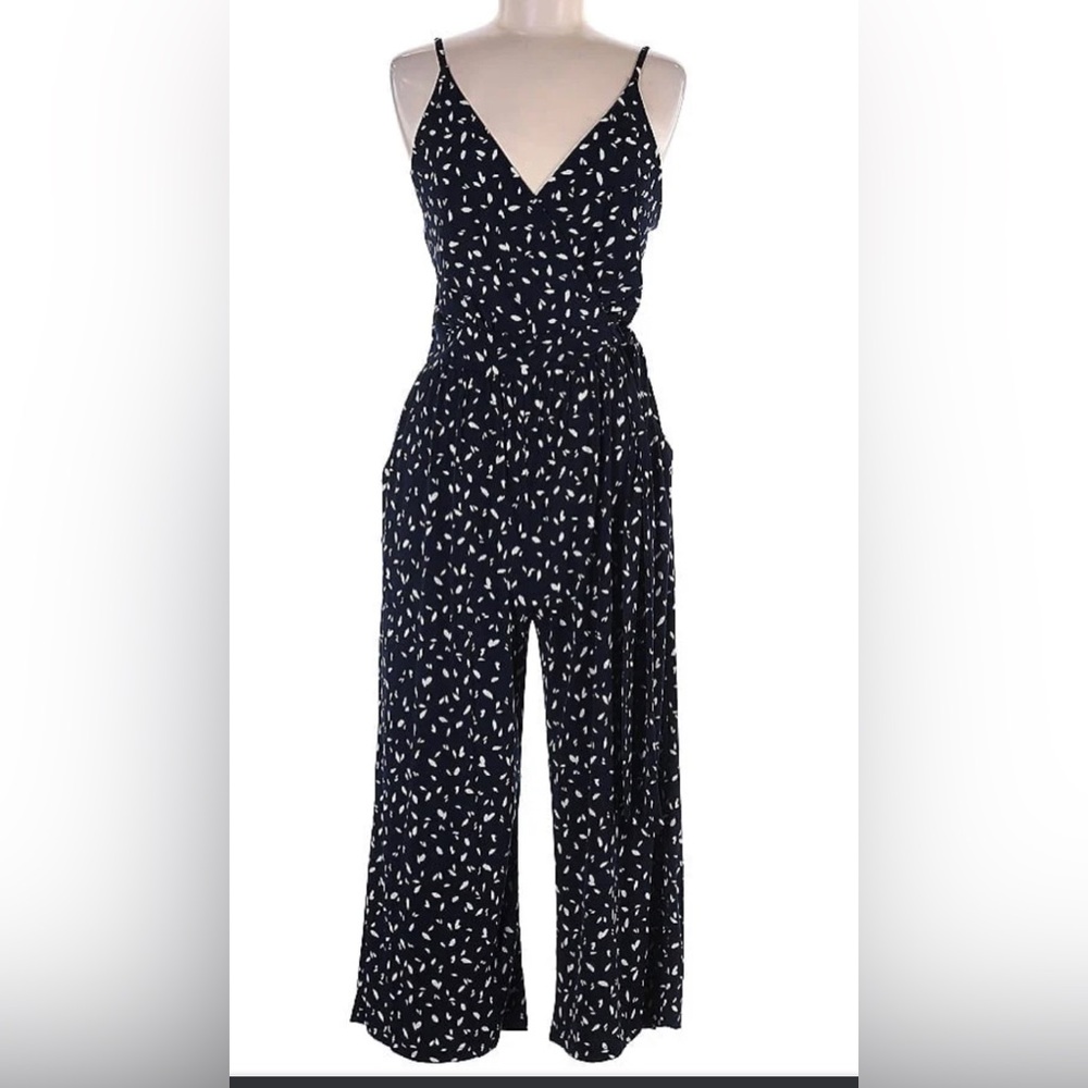 Kaileigh Jumpsuit in navy size small